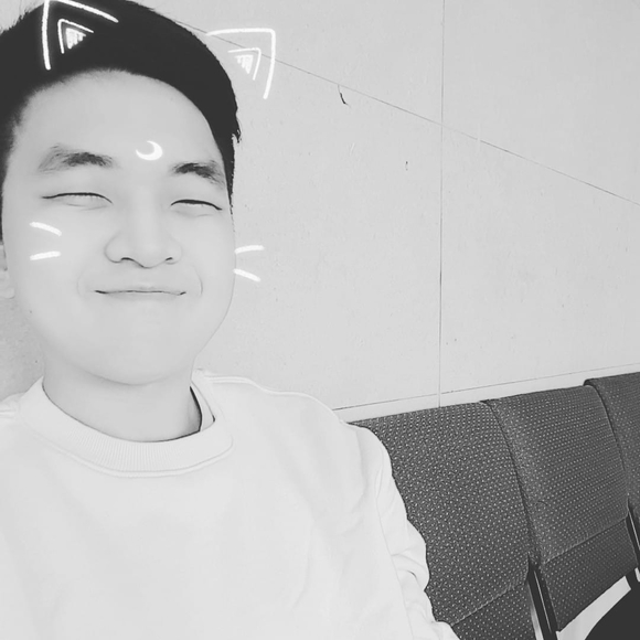 Meet your Posher, 민수 - Picture 1 of 1